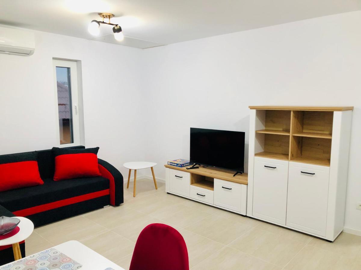 New And Modern Apartments In Villa, Near City Center M36 Temesvár Kültér fotó